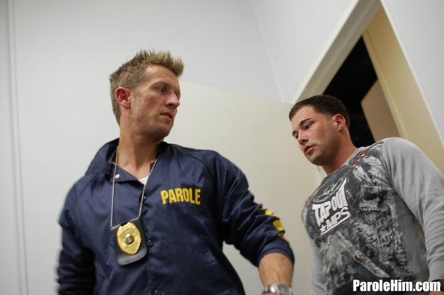 Prisoner blowjob Benny G forced to suck officer Johnson dick for favors at Parole Him 01 Ripped Muscle Bodybuilder Strips Naked and Strokes His Big Hard Cock torrent photo1 - Prisoner blowjob Benny G forced to suck officer Johnson dick for favors